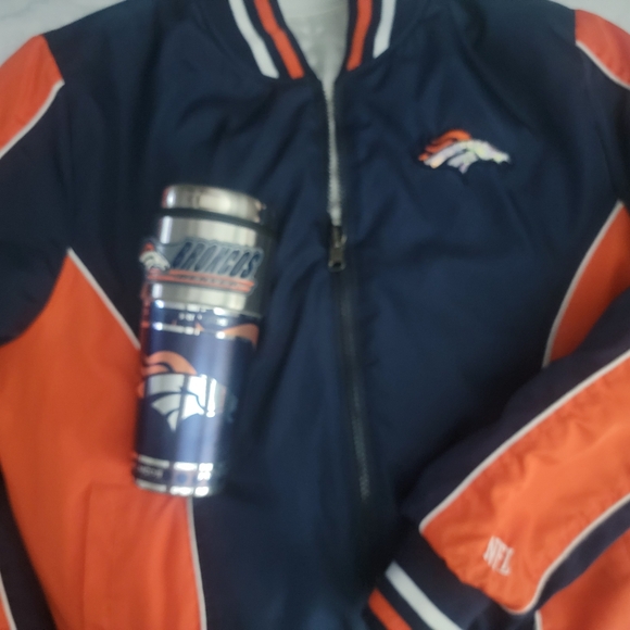 Women's Bronco Reversible Jacket Small also free Bronco thermal cup with purchas - Picture 8 of 8